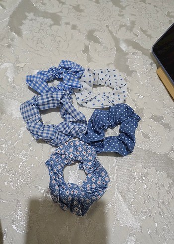 Mavi Renkli Elastik Kadın Saç Tokaları