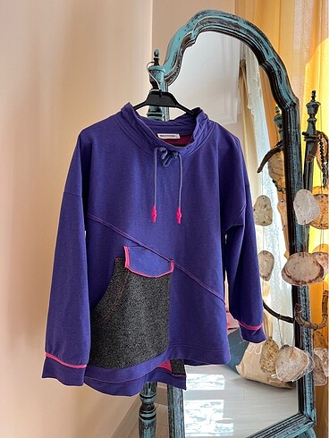 Mor yumuşacık kumaş sweatshirt