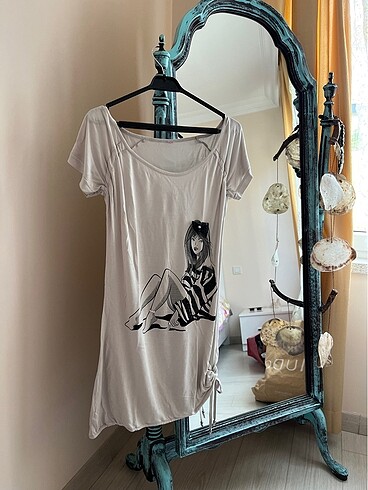 Bershka Gri resim baskılı tunik