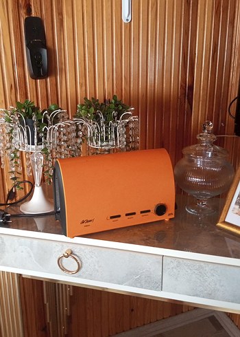 Turuncu Toaster ve Sandviç Makinesi