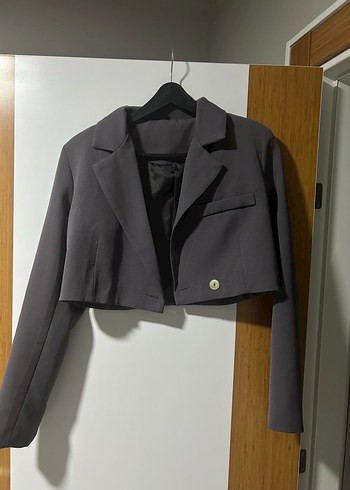 Gri Düğmeli Kadın Blazer Ceket
