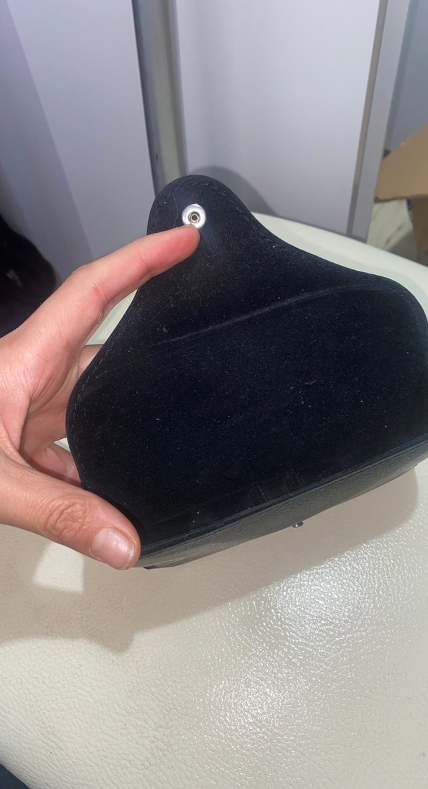 Siyah  Tokalı gözlük çantası - Görsel 3