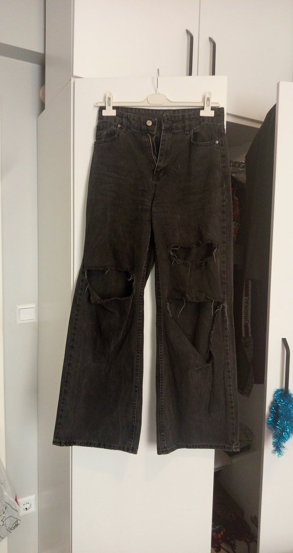 Siyah Yırtık Salaş Kot Pantolon - Görsel 4