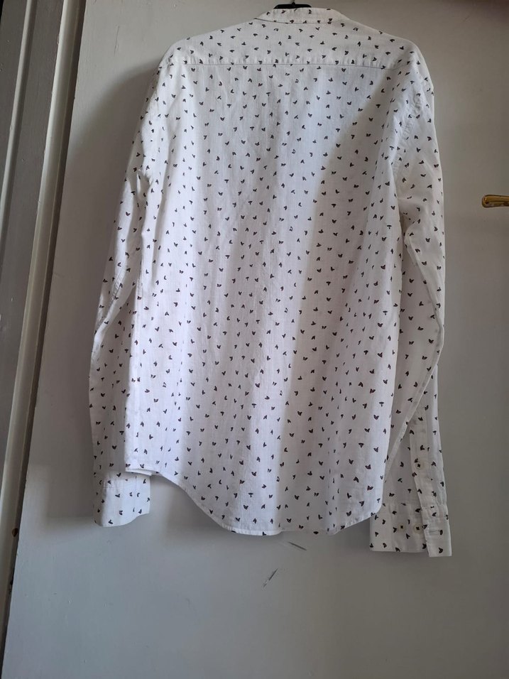 Kalp Desenli Beyaz Gömlek - Görsel 2