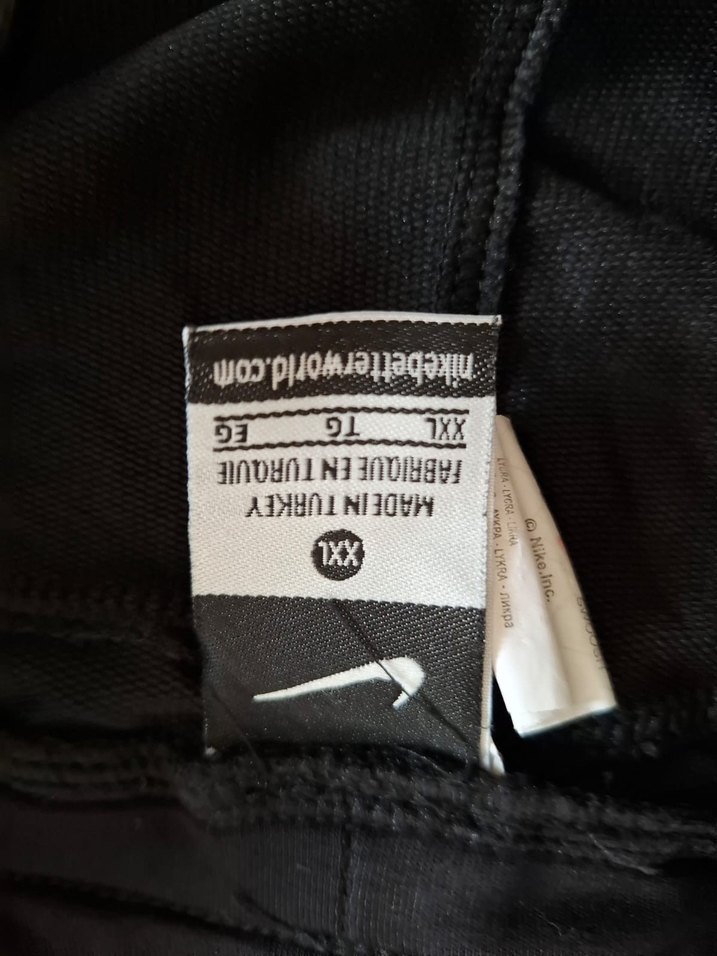 Siyah Düğmeli Kadın Eşoftman Altı - Görsel 2