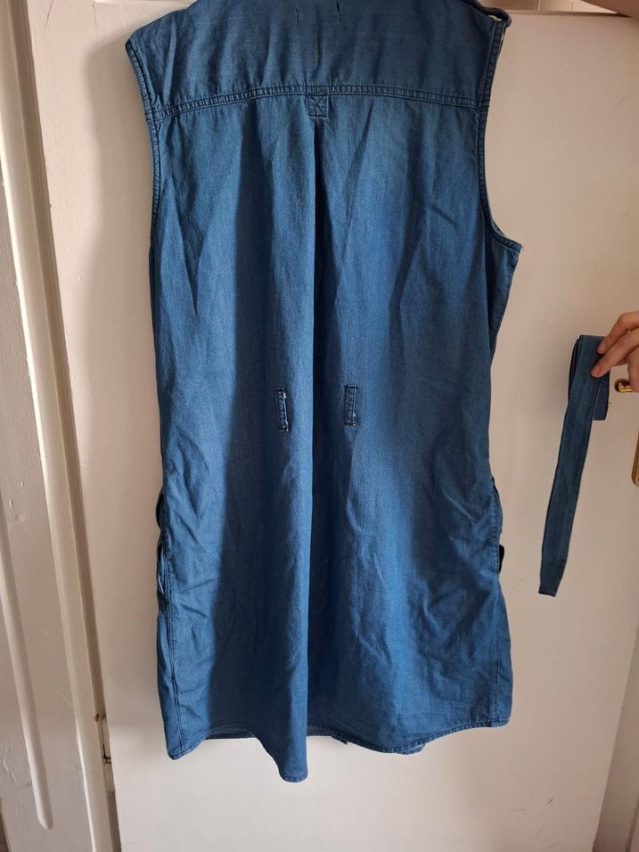 Düğmeli Mavi Denim Kolsuz Gömlek Elbise - Görsel 3