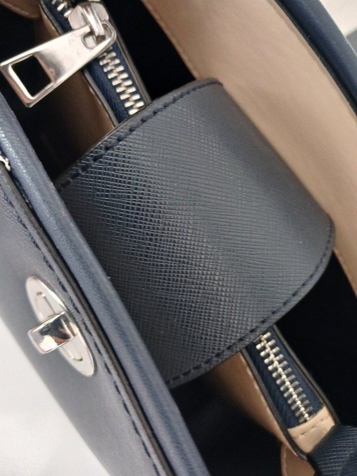 Klasik Mavi Deri Kadın Çanta - Görsel 2