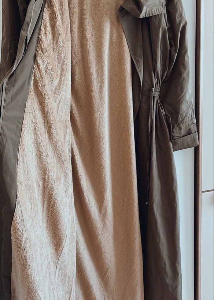 İçi kürklü, kapüşonlu ( çıkarılabiliyor) uzun mont. - Görsel 4