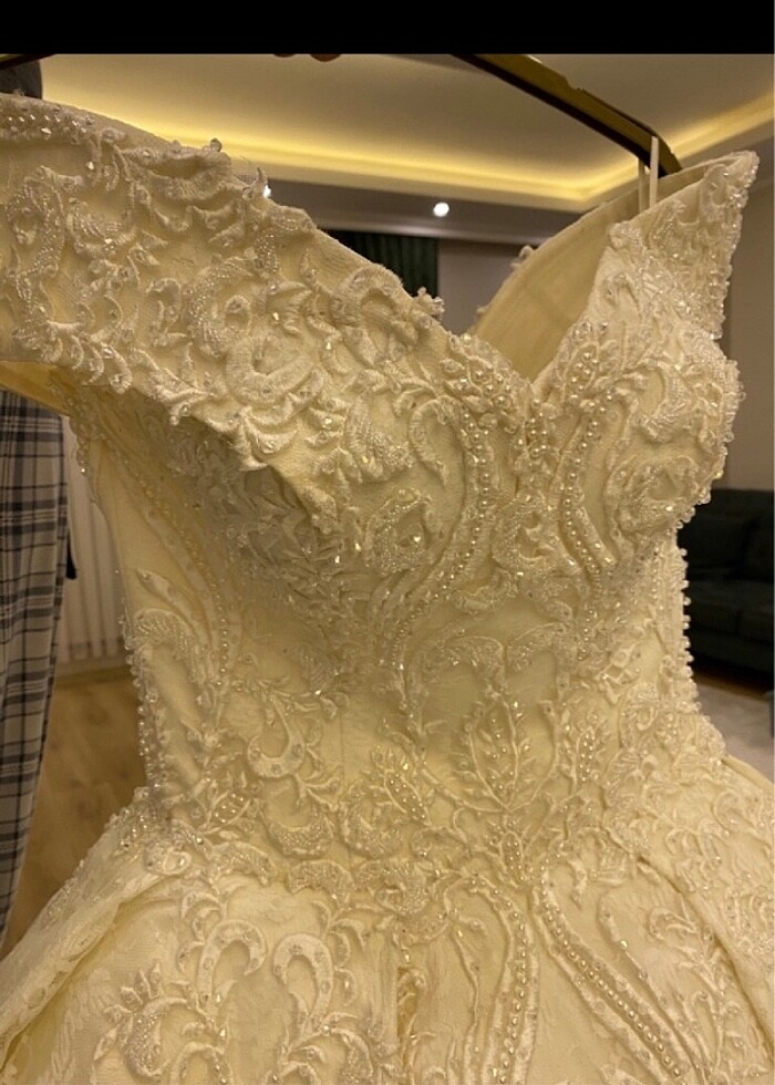 Boncuk işlemeli vintage uzun kuyruklu gelinlik - Görsel 2