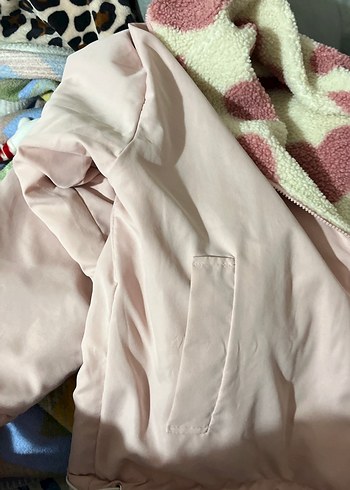 Pembe Kalp Desenli Çift taraflı mont - Görsel 2