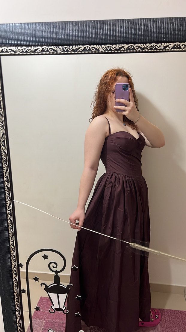 Kahverengi Elbise - Görsel 3