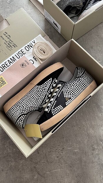 Golden Goose Deluxe Golden Goose
