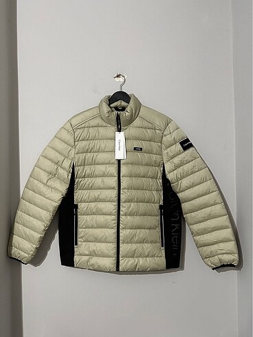 Calvin Klein Calvin Klein erkek ince dolgu bej rengi mont M