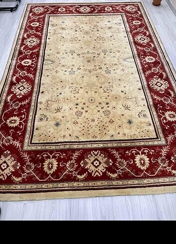  Beden 6m2 Yün Halı