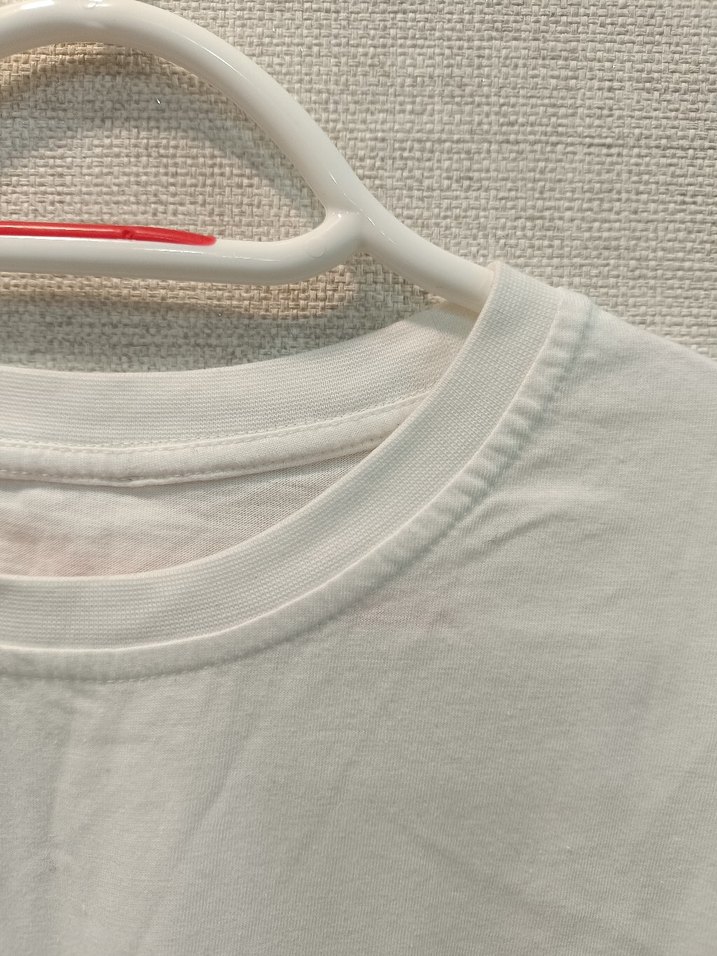 Pamuklu Beyaz Kolsuz Kadın Tişört - Görsel 4