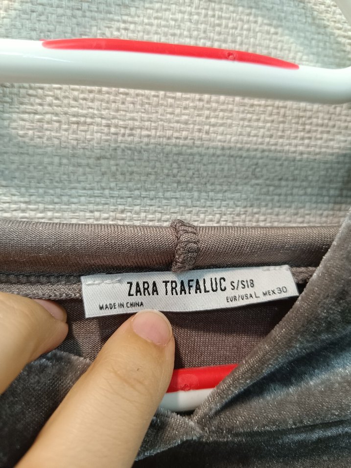 Gri Kapüşonlu Kadın Sweatshirt - Görsel 3