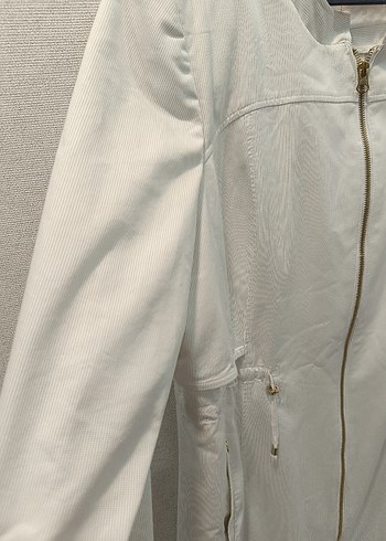 Uzun Beyaz Kadın Kaban trenc - Görsel 6