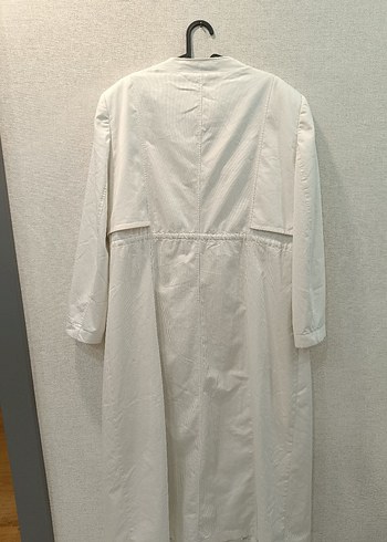 Uzun Beyaz Kadın Kaban trenc - Görsel 2