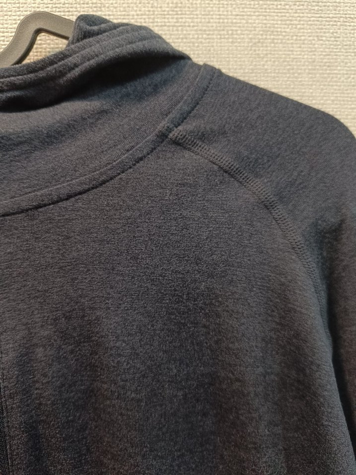 kadın Siyah Fermuarlı Yüksek Yakalı Polar - Görsel 4