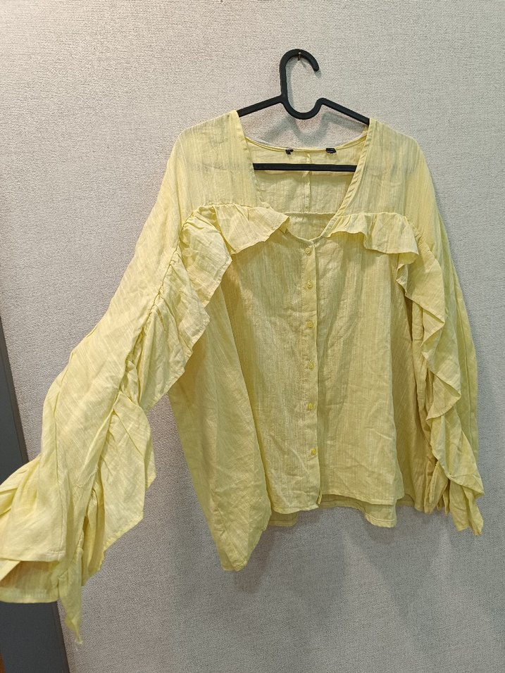 Sarı Keten Kadın Bluz, Fırfırlı, V Yaka - Görsel 3