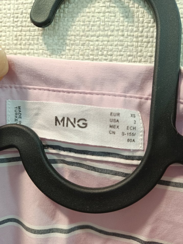 Düğmeli Pembe Çizgili Kadın Gömlek - Görsel 2