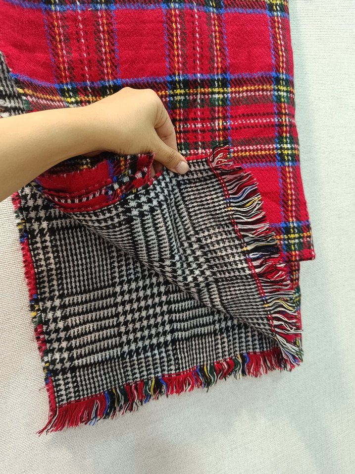 Kırmızı Ekose  Şal Atkı Maxi Boy - Görsel 3