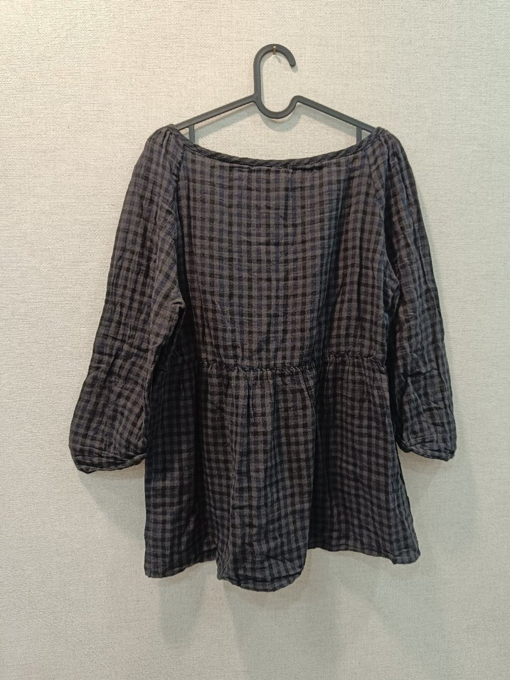 Düğmeli V Yaka Uzun Kollu Kahverengi Bluz - Görsel 2