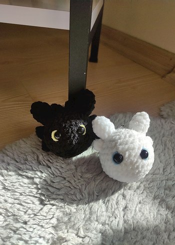 ejderhanı nasıl eğitirsin çift anahtarlık amigurumi örgü - Görsel 3