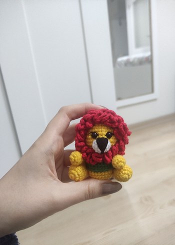 Renkli Aslan Figürlü El Örgüsü Anahtarlık - Görsel 2