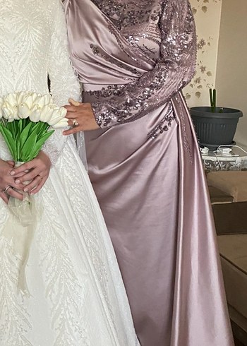 Lila işlemeli tesettür abiye