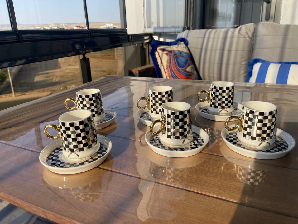 6 lı siyah  Beyaz Damalı Desenli Altılı Türk Kahvesi Fincanı - Görsel 2