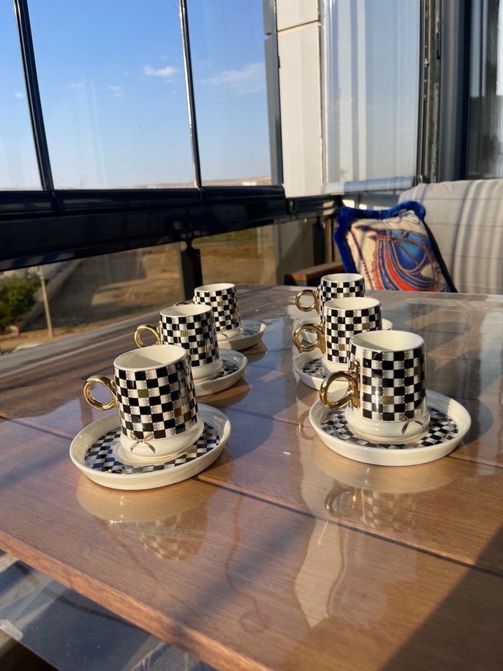 6 lı siyah  Beyaz Damalı Desenli Altılı Türk Kahvesi Fincanı - Görsel 3