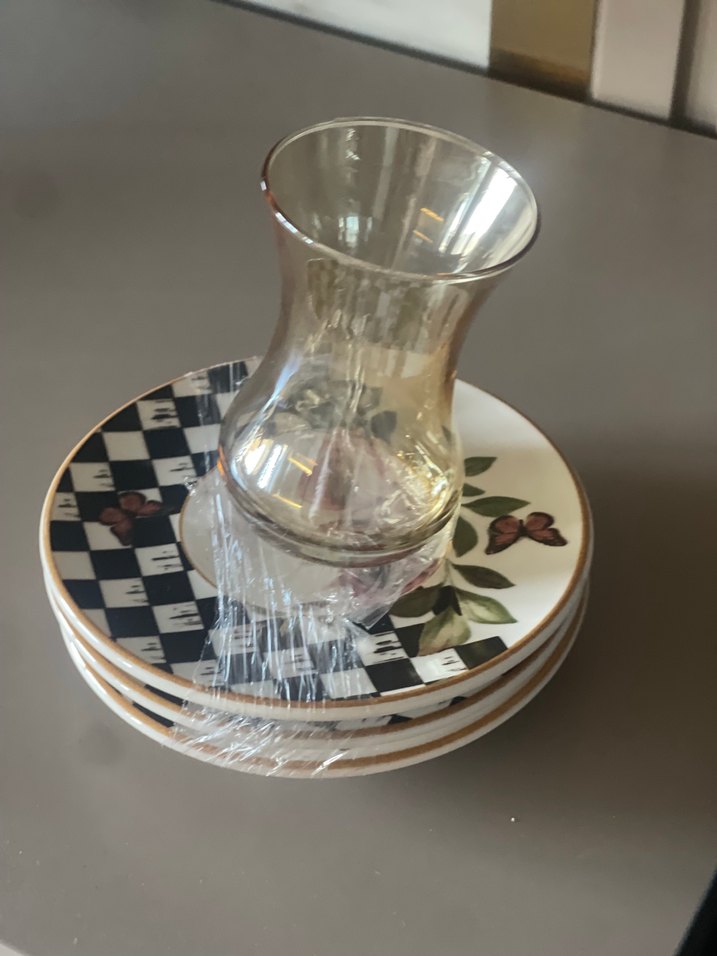 Desenli Çay Tabağı ve İnce Cam Çay Bardağı - Görsel 3