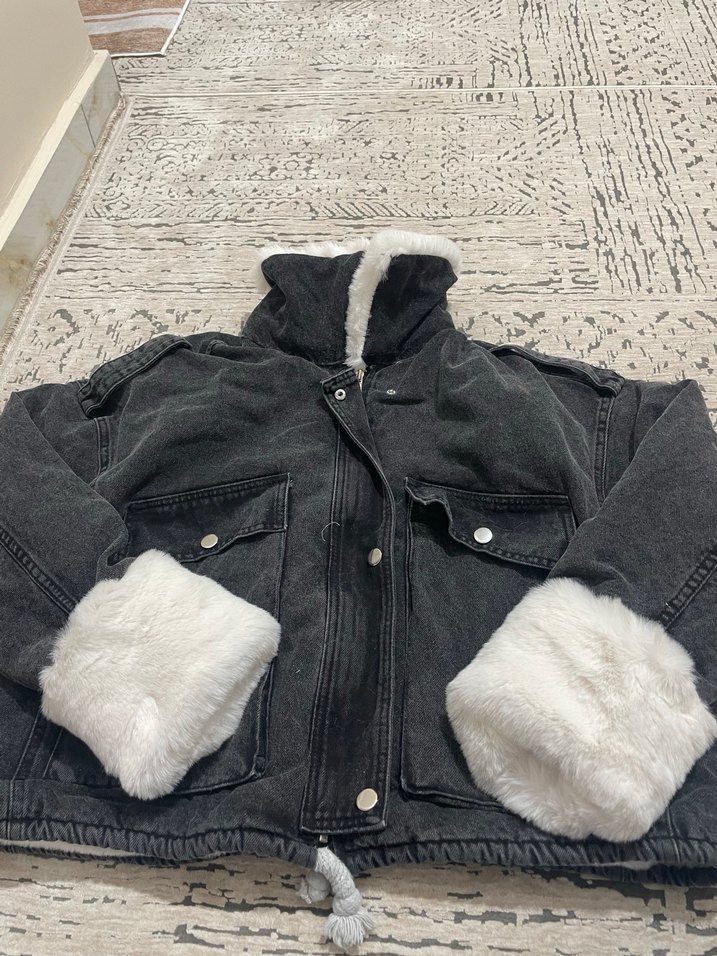 Gri Kürklü Kadın Denim Ceket - Görsel 2