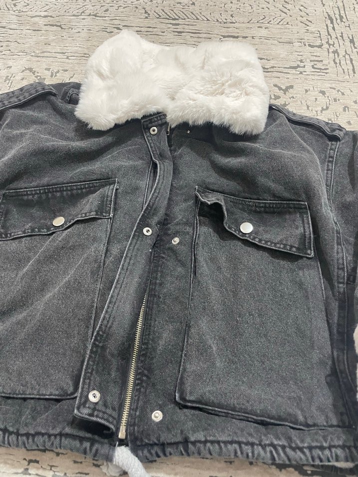 Gri Kürklü Kadın Denim Ceket - Görsel 4