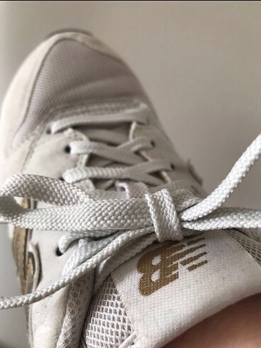 39 Beden beyaz Renk Orjinal New balance