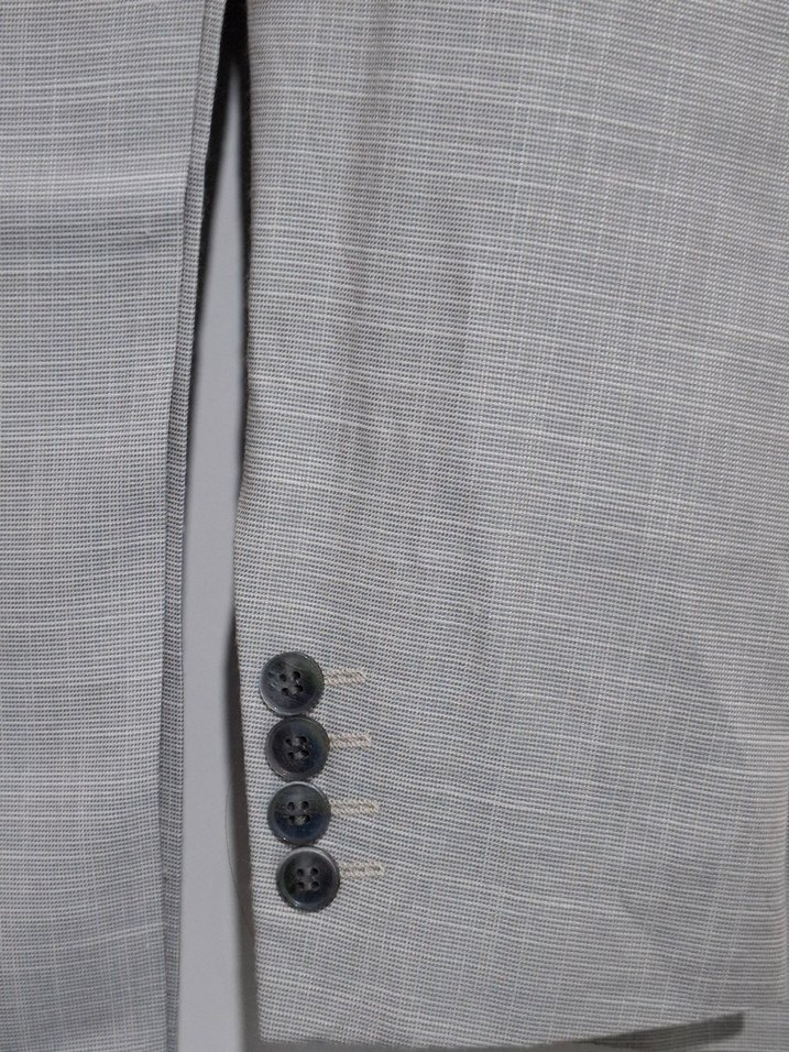 Gri Düğmeli Erkek Takım Elbise - Görsel 3