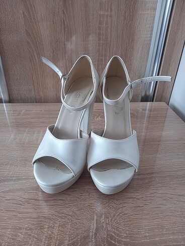 37 Beden 12 cm gelin ayakkabım yumuşacık