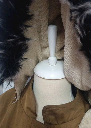 Kahverengi Uzun Kadın Parka Kürklü Kapüşonlu - Görsel 3