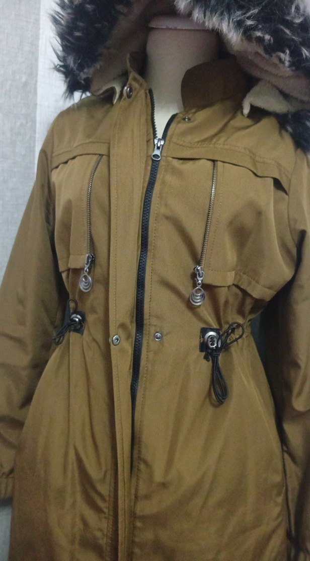 Kahverengi Uzun Kadın Parka Kürklü Kapüşonlu - Görsel 4