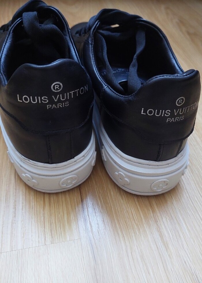 LOUIS VUITTON Bayan Spor Ayakkabı - Görsel 2