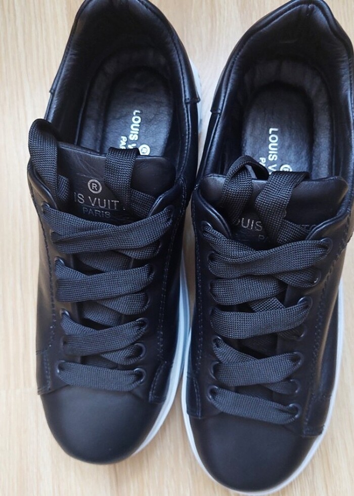 LOUIS VUITTON Bayan Spor Ayakkabı - Görsel 3