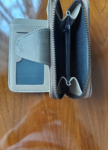 Guess. Cüzdan - Görsel 5