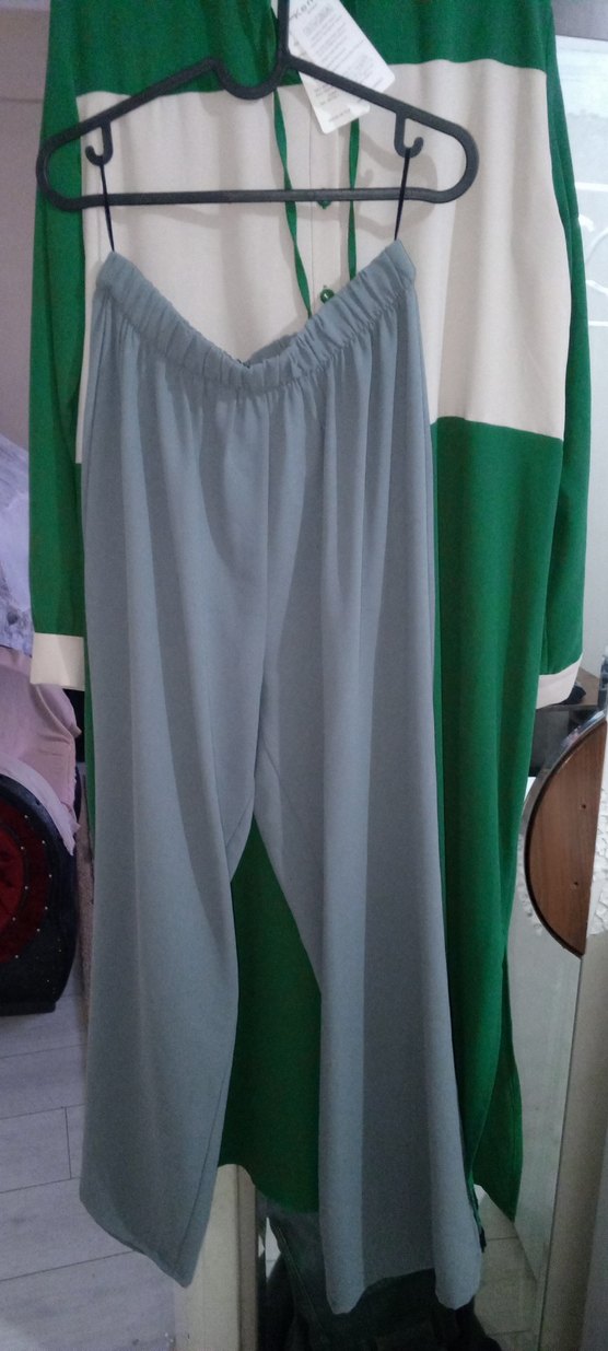 Düğmeli Yeşil Uzun Kadın Elbise - Görsel 2