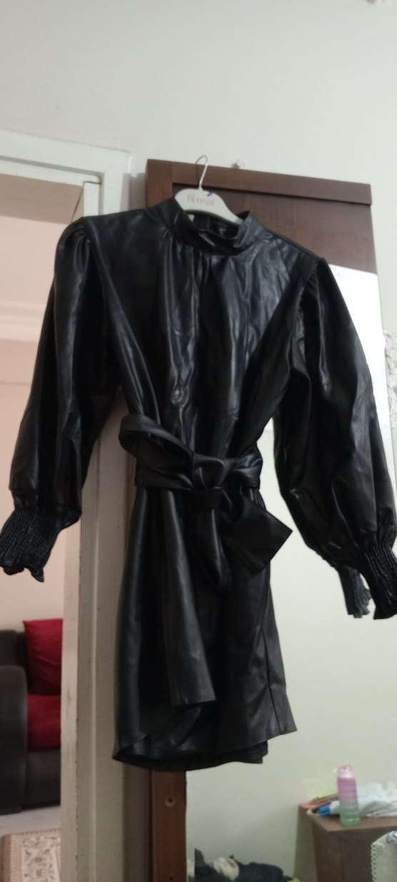 Kadın Siyah Deri Kuşaklı Uzun Elbise - Görsel 3