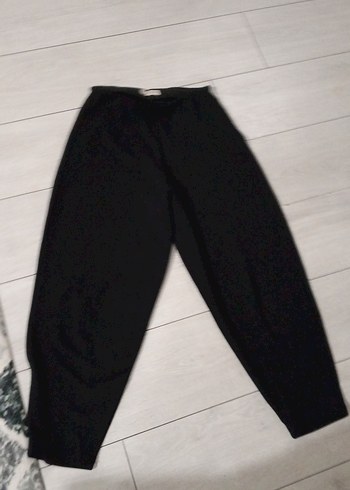 Siyah Rahat Kesim Midi Kadın Kumaş Pantolon - Görsel 2