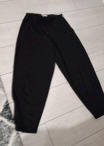 Siyah Rahat Kesim Midi Kadın Kumaş Pantolon - Görsel 3