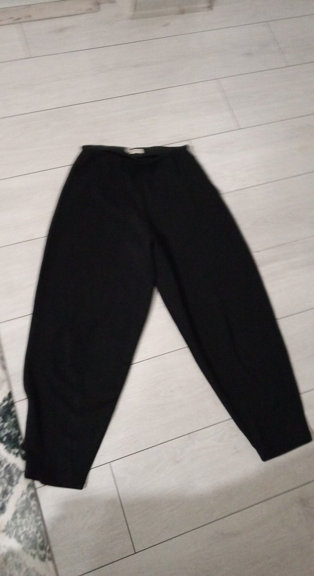 Siyah Rahat Kesim Midi Kadın Kumaş Pantolon - Görsel 2