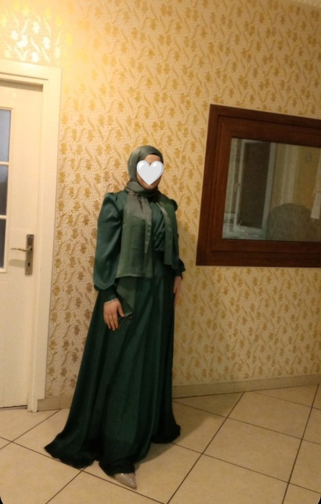 Uzun Kollu, Yüksek Yakalı Yeşil Kadın Abiye - Görsel 2