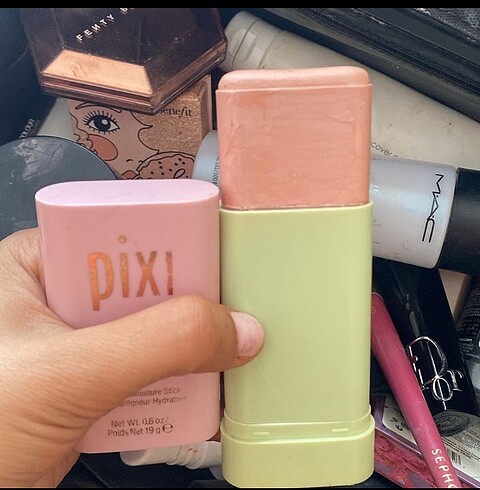Diğer Pixi on glow blush